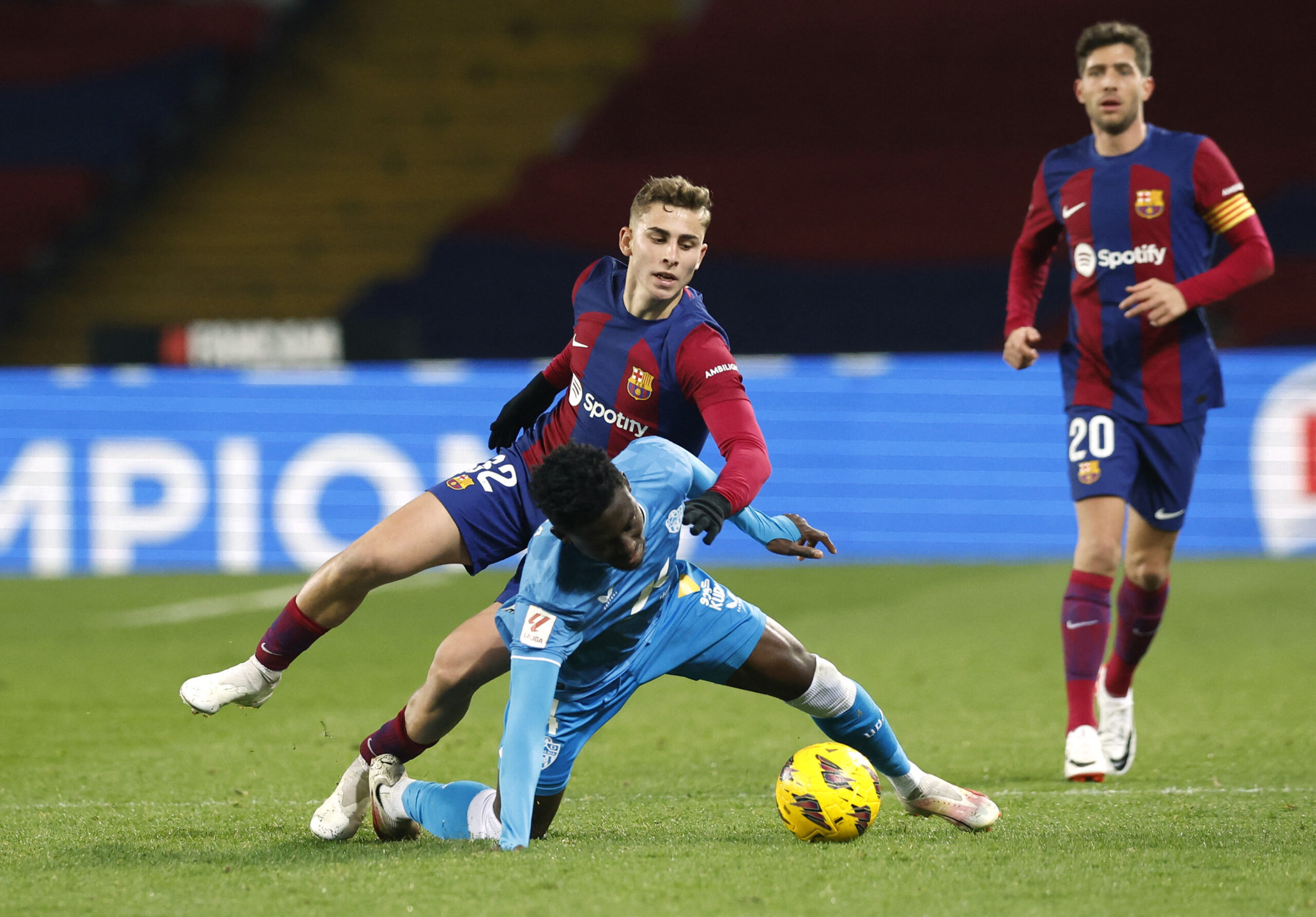 FC Barcelona vs Almeria (01:00 – 21/12) | Xem lại trận đấu
