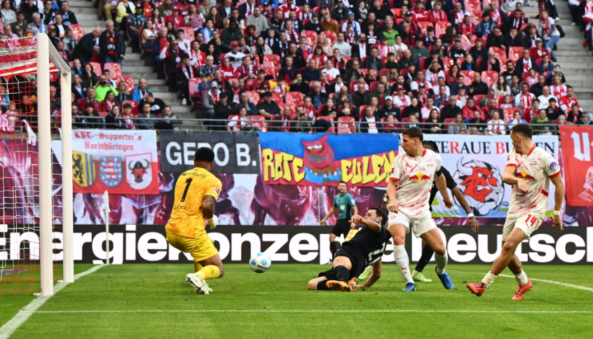 RB Leipzig vs SC Freiburg (20:30 – 26/10) | Xem lại trận đấu